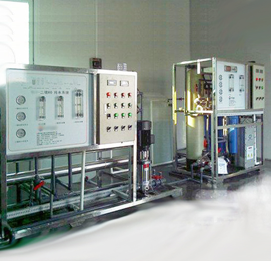 醫(yī)用純水設(shè)備，中央集中制水供水設(shè)備